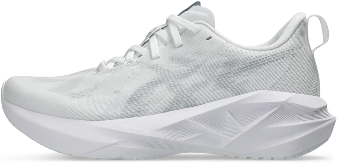 ASICS Women's NOVABLAST 5 Running Shoes