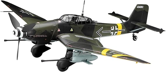 Hasegawa 1/32 German Air Force Yunkers Ju87G Sutuka Canonen Fogel Plastic Model ST25