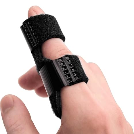 Mallet Finger Splint Adjustable Finger Brace for Mallet Finger, Trigger Finger & Fractures Comfortable DIP Joint Immobilizer & Straightener Support (Pack of 1)