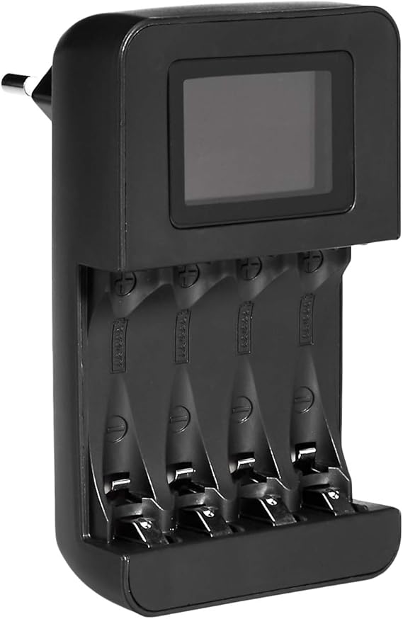 Amazon Basics Intelligent Digital Battery Charger for 4x AA / AAA Batteries