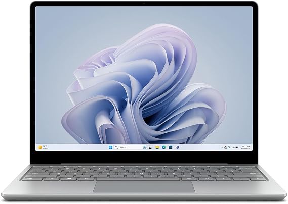 Microsoft Surface Laptop Go 3 12.4" Touchscreen Notebook - Intel Core i5-8 GB - 128 GB SSD - English Keyboard - Platinum