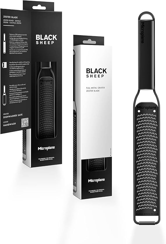 Microplane Zester mutfak rendesi, paslanmaz çelik bıçaklı ABD'de üretilmiştir, narenciye, parmesan, zencefil, çikolata ve hindistan cevizi için, Black Sheep serisinden
