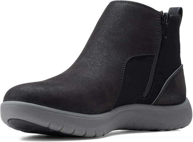 Clarks womens Adella CoveAnkle Boot