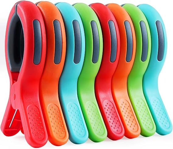 Pack of 8 Towel Clips for Beach Loungers Large Windproof Clothes Pegs Beach Towel Clips Beach Lounger Bath Towel Clips for Daily Laundry Sun Loungers Bedding Clothing
