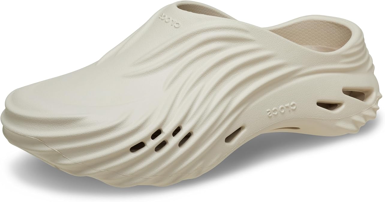 Crocs Unisex-Adult Echo Wave Clogs