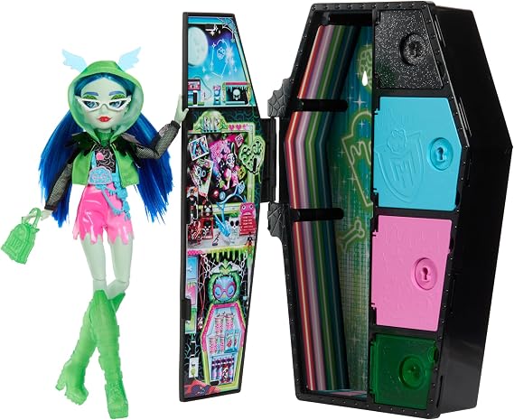 Monster High Skulltimate Secrets Ghoulia Yelps Doll - Luminous Locker with Over 19 Colourful Surprises Surprises Washable Mysterious Coating for Children from 6 Years HNF81