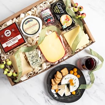 igourmet 3 Pounds of Gourmet Cheese assortment Favorites in a beautiful large Gift Box